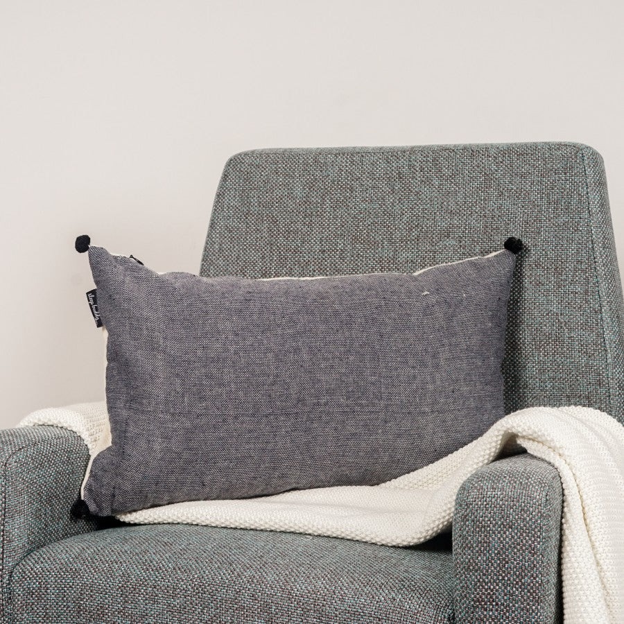 Redivivus Cushion PomPom