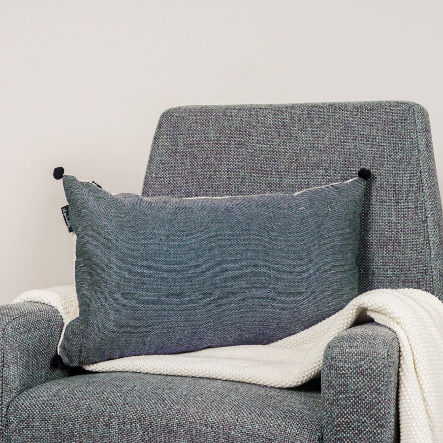Redivivus Cushion PomPom