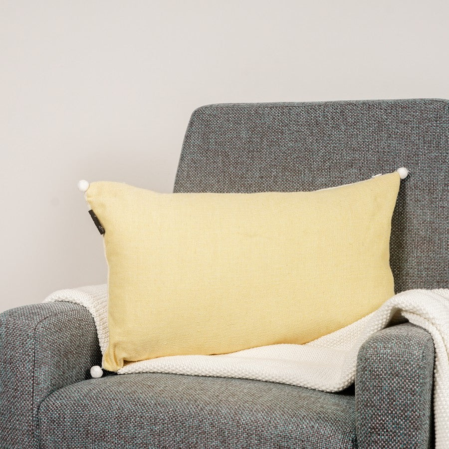 Redivivus Cushion PomPom