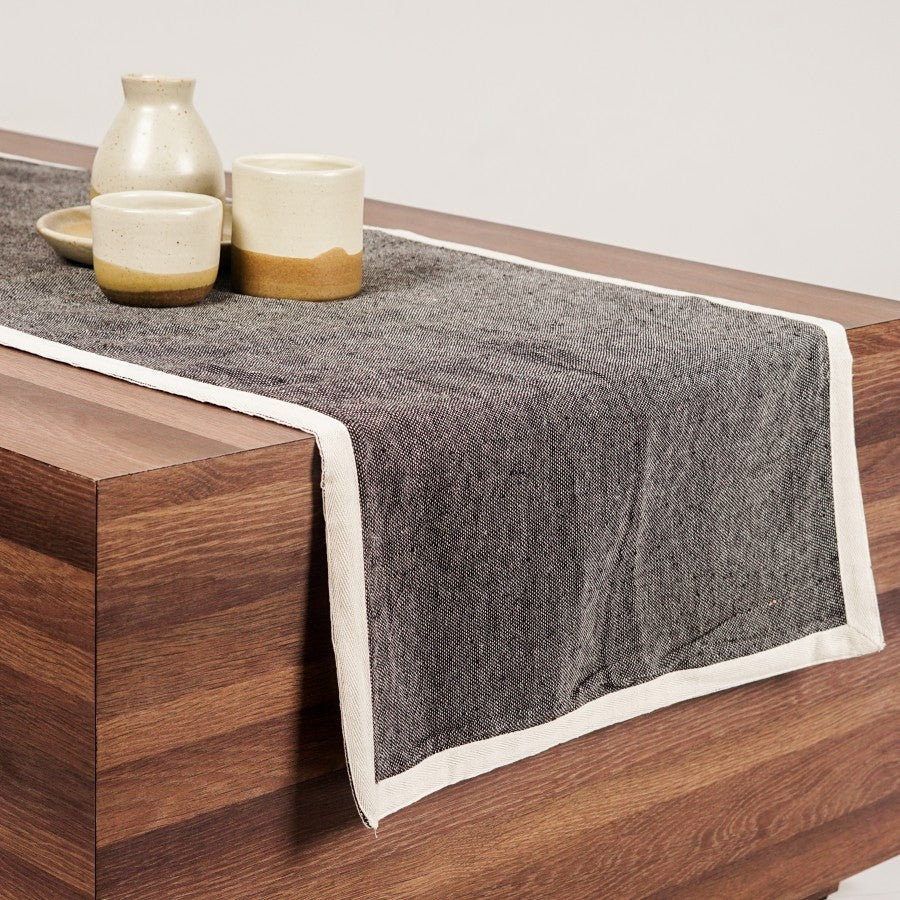 Redivivus Table Runner