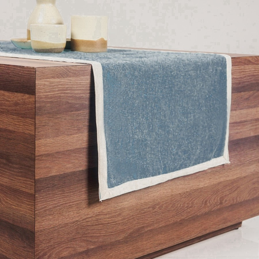 Redivivus Table Runner