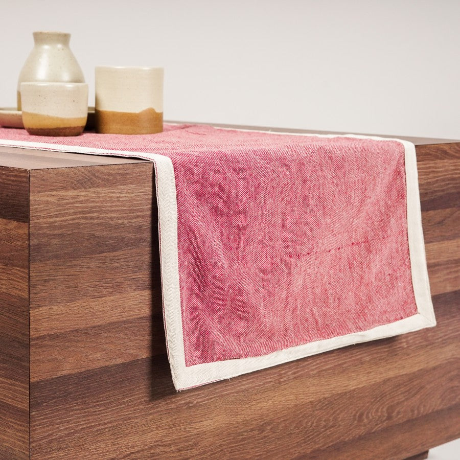 Redivivus Table Runner